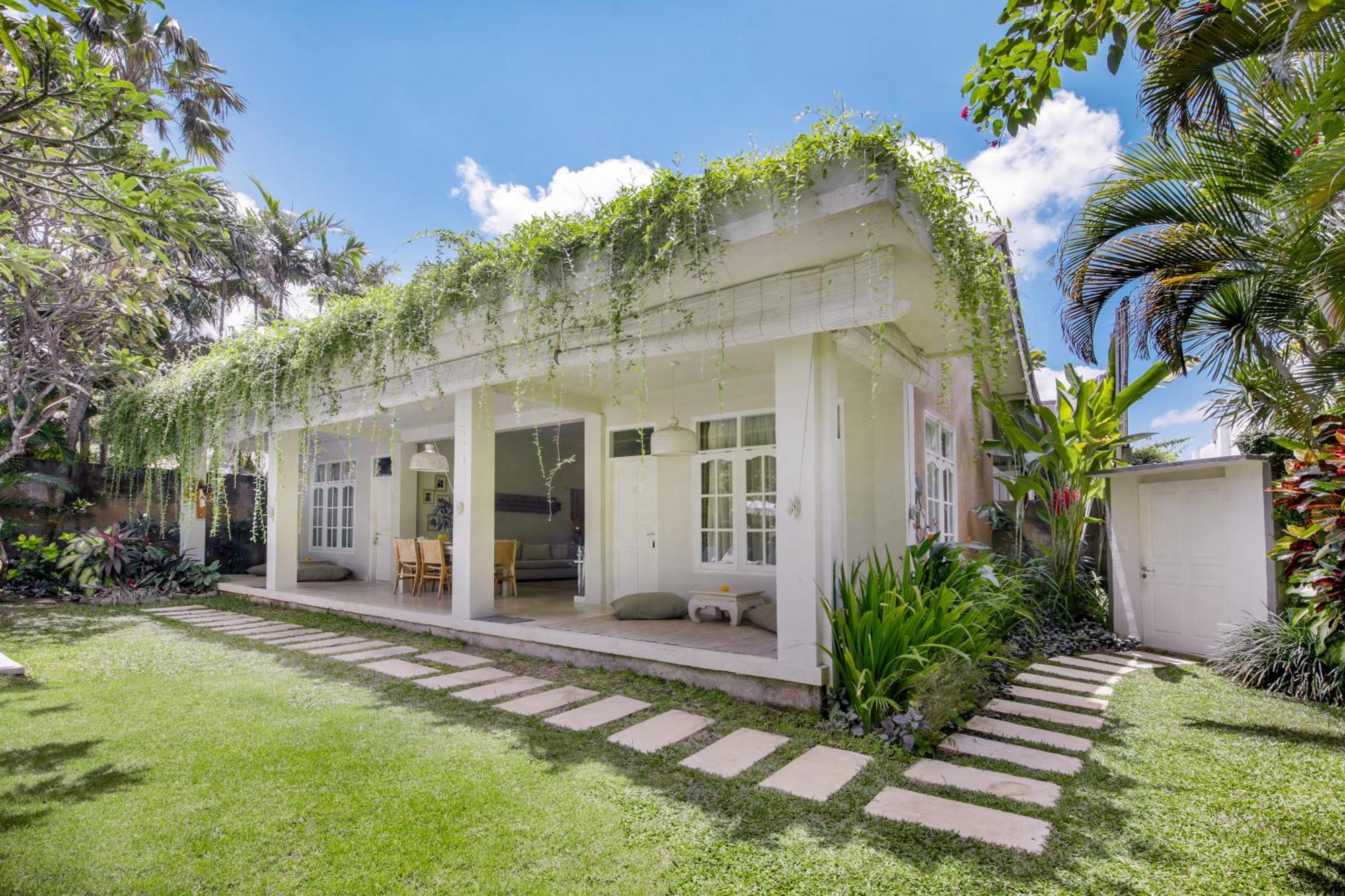 Villa Lodek Deluxe Seminyak  Luaran gambar