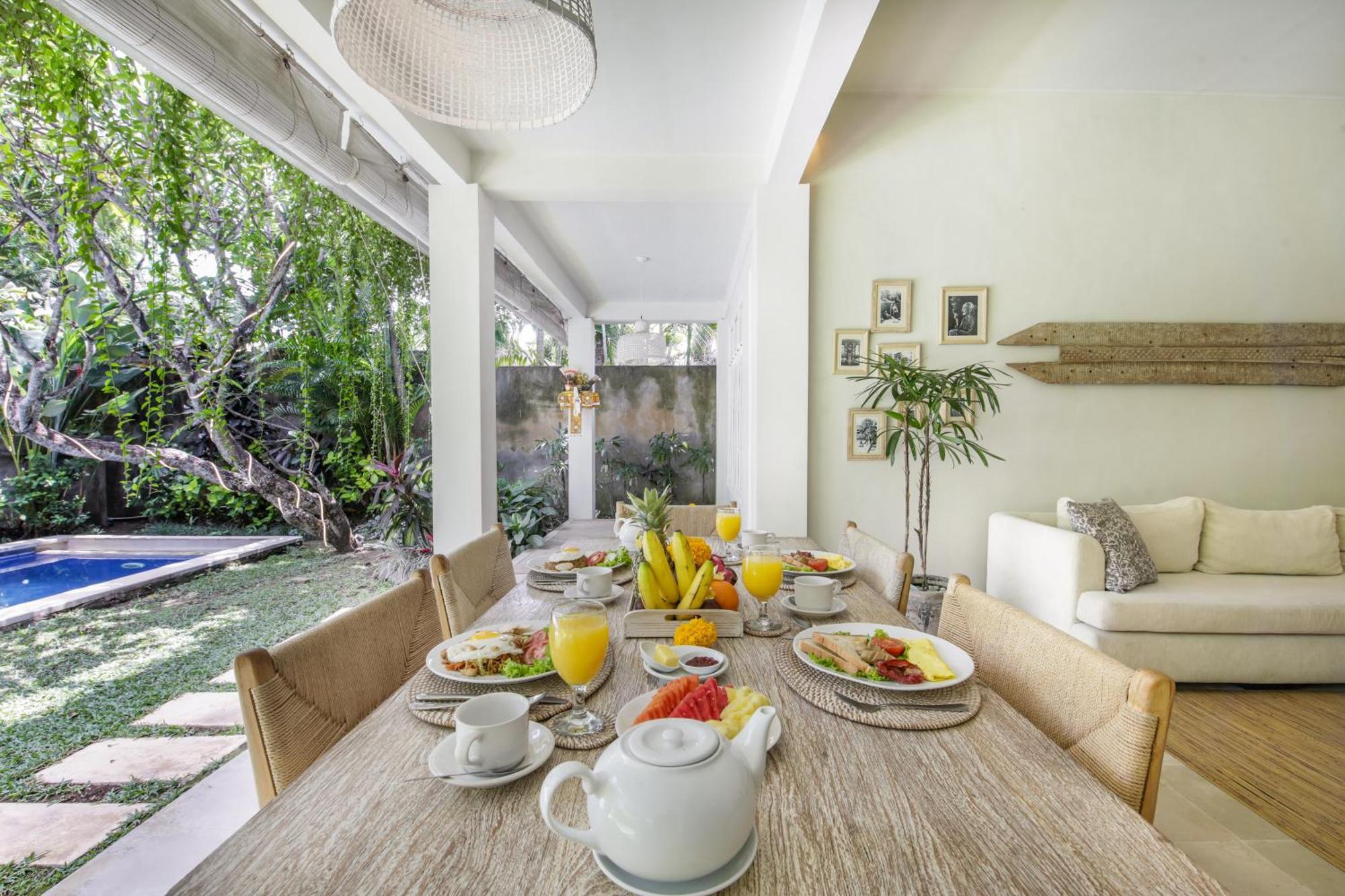 Villa Lodek Deluxe Seminyak  Luaran gambar