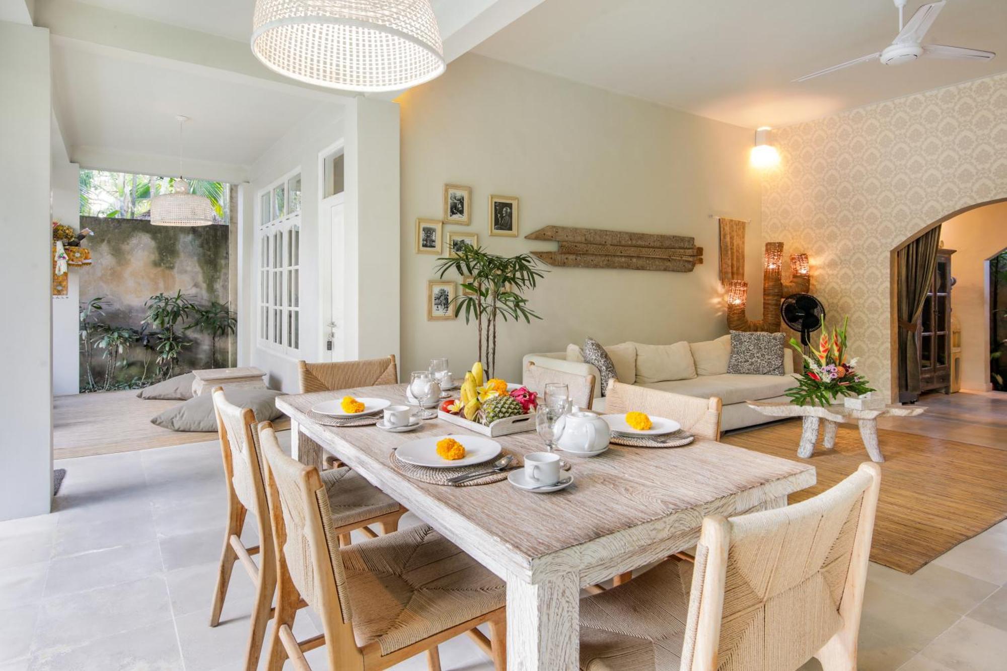 Villa Lodek Deluxe Seminyak  Luaran gambar
