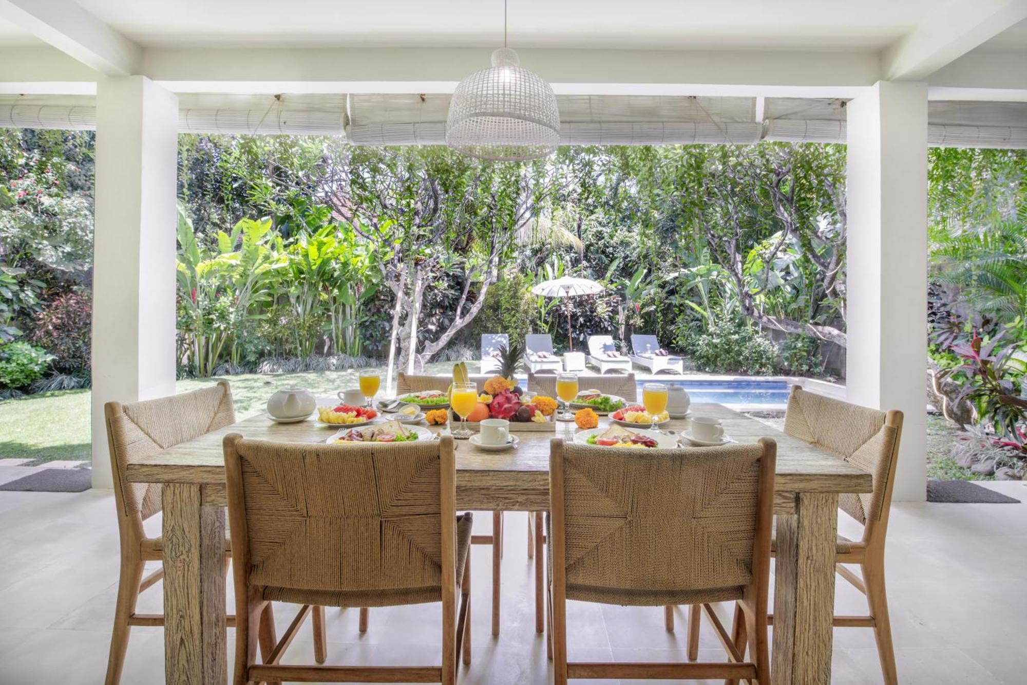 Villa Lodek Deluxe Seminyak  Luaran gambar