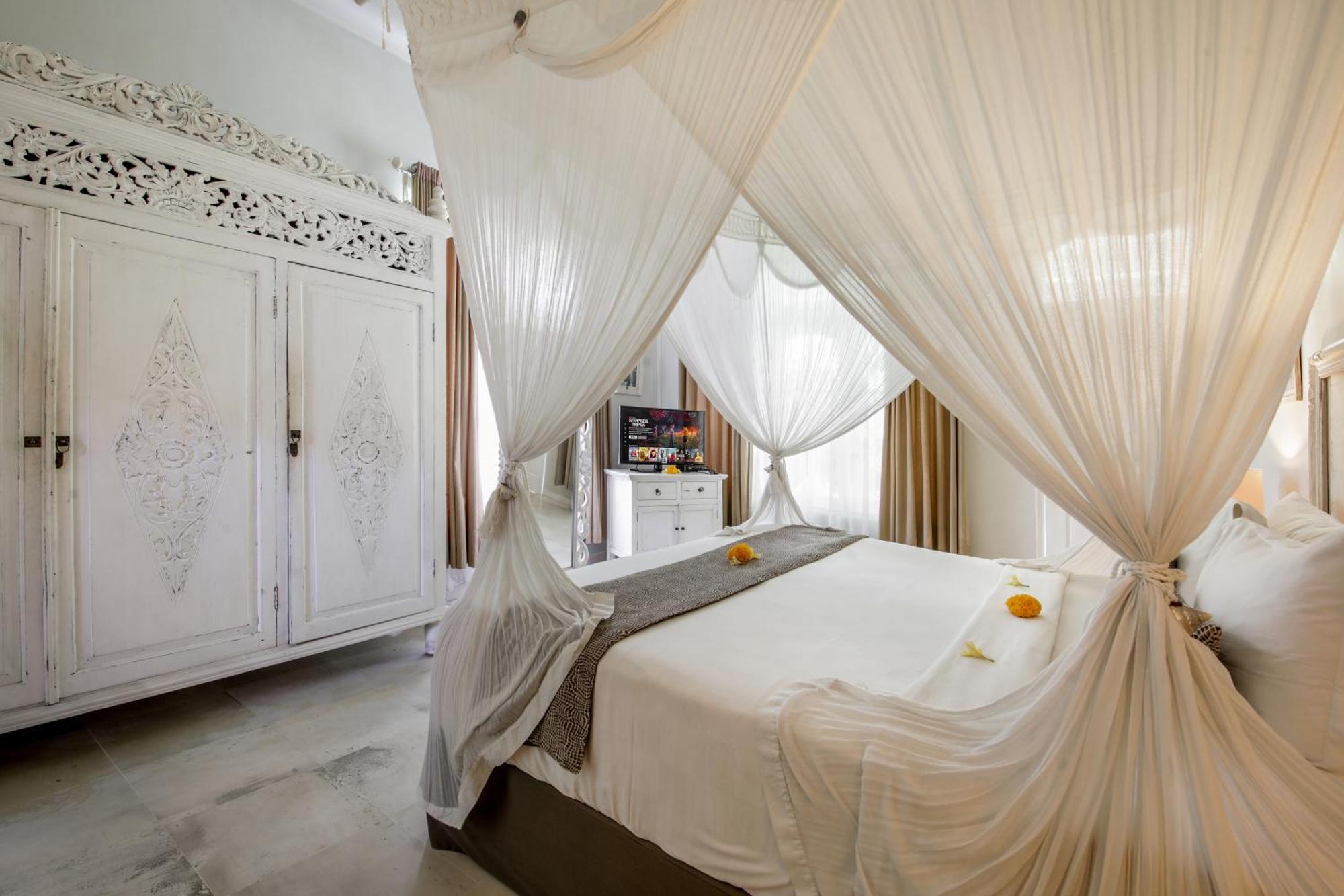 Villa Lodek Deluxe Seminyak  Luaran gambar