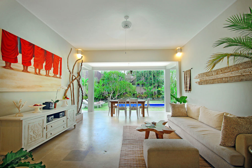 Villa Lodek Deluxe Seminyak  Luaran gambar